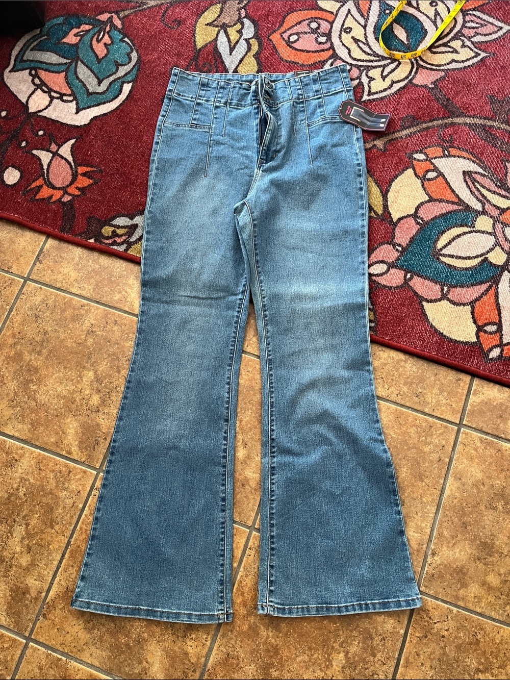 No Boundaries High-Rise Flared Jeans in Medium Blue Size 13 NWT